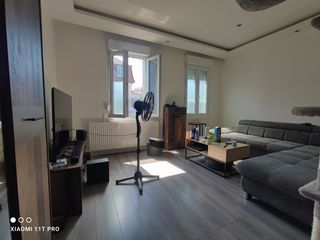  Immeuble � vendre 129 m�