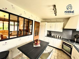  Maison � vendre 8 pi�ces 240 m�