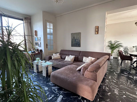   Maison de Ma�tre 190 m� habitables � D�pendance am�nageabl Maison - 7 pi�ce(s) - 190 m�