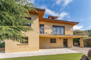  Maison � vendre 6 pi�ces 150 m�