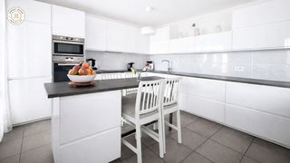  Appartement � vendre 4 pi�ces 82 m�