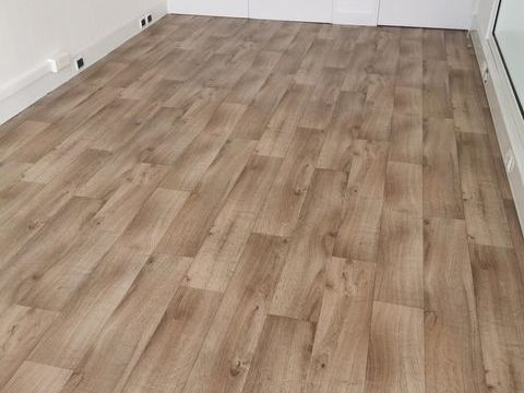 VANNES CENTRE - Sous-Location bureaux - 17m&sup2; 673 56000 Vannes