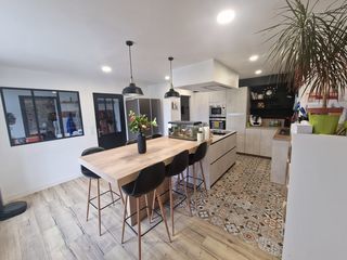  Maison � vendre 6 pi�ces 165 m�