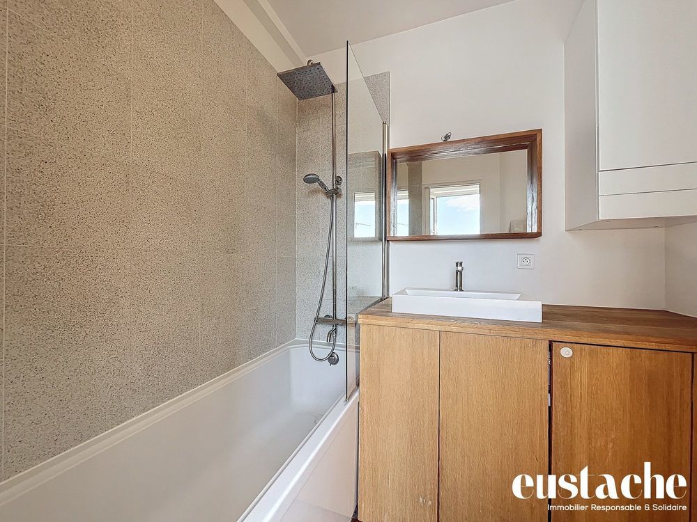 � vendre  Appartement Paris 10