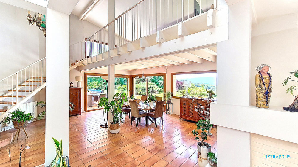 � vendre  Maison Vienne (38200)