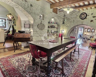  Maison � vendre 10 pi�ces 300 m�