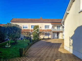  Maison � vendre 11 pi�ces 320 m�