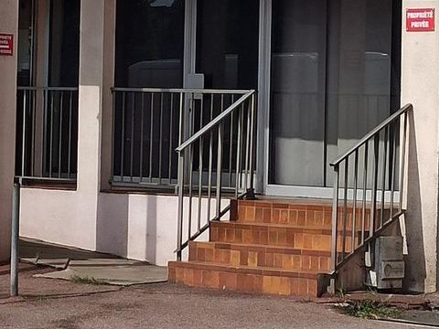 Vente d'un local &agrave; usage commercial-bureau-cabinet &agrave; LIMOGES ! 87680 87000 Limoges