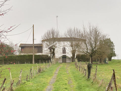   Le charme d'une maison de ma�tre au coeur de 2,5 hectares de Maison - 6 pi�ce(s) - 145 m�