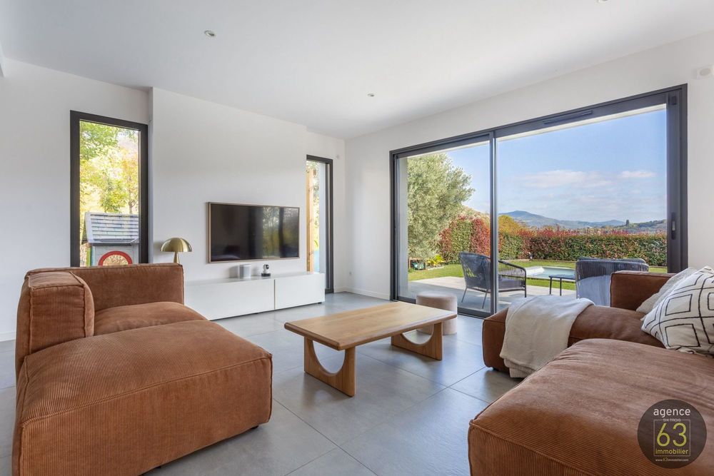 � vendre  Maison Veyre-Monton (63960)