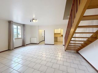  Appartement � louer 4 pi�ces 102 m�