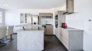  Appartement � vendre 4 pi�ces 82 m�