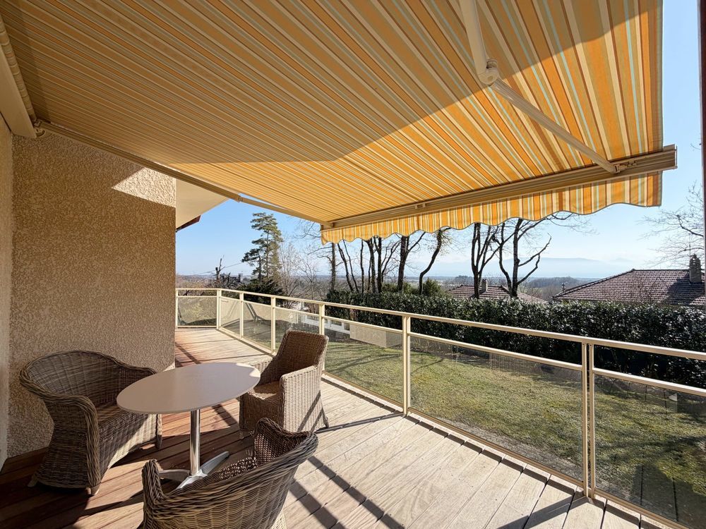 � vendre  Maison Grilly (01220)