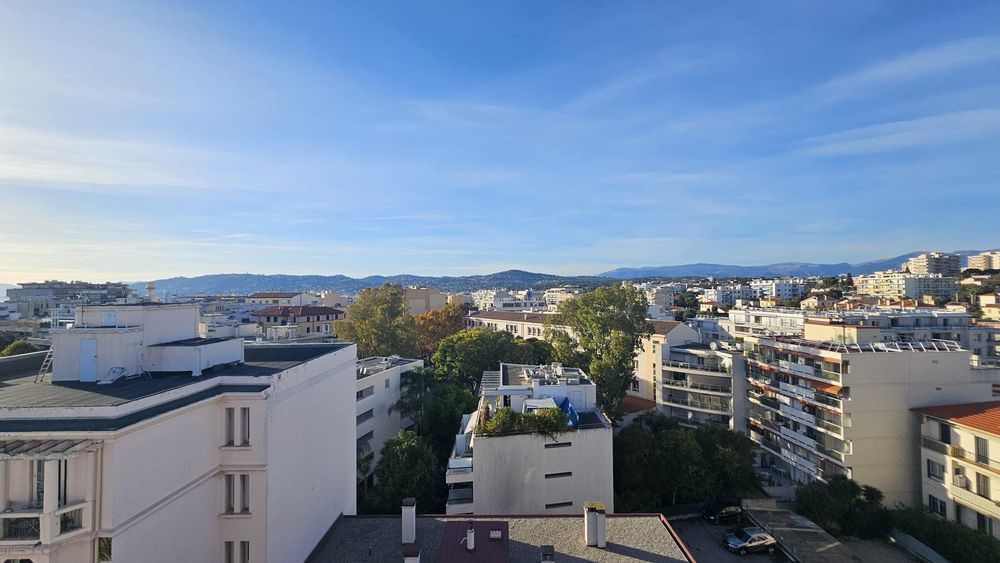 � vendre  Appartement Antibes (06600)