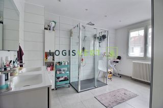  Maison � vendre 8 pi�ces 145 m�