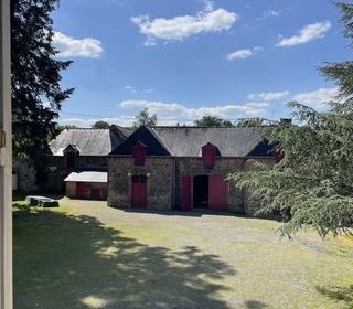  Propri�t�/ch�teau � vendre 14 pi�ces 393 m�