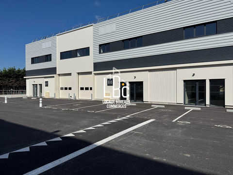 A&eacute;roport Nantes Atlantique 401 m&sup2; &agrave; louer avec bureaux et ent 2840 44340 Bouguenais