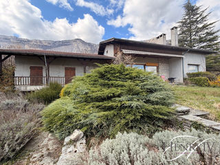  Maison � vendre 8 pi�ces 240 m�