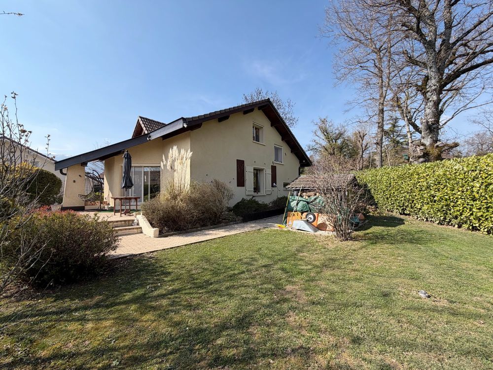 � vendre  Maison Gex (01170)