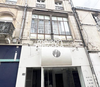  Immeuble � vendre 200 m�