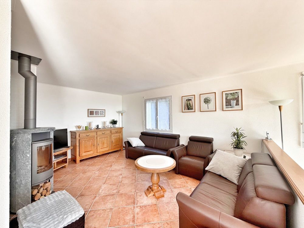 � vendre  Maison Grilly (01220)