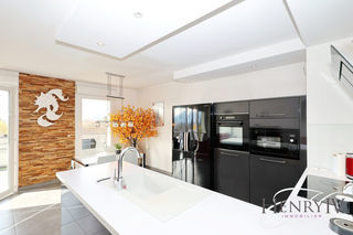  Appartement � vendre 4 pi�ces 82 m�