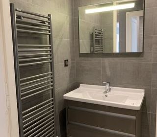  Appartement � louer 4 pi�ces 125 m�