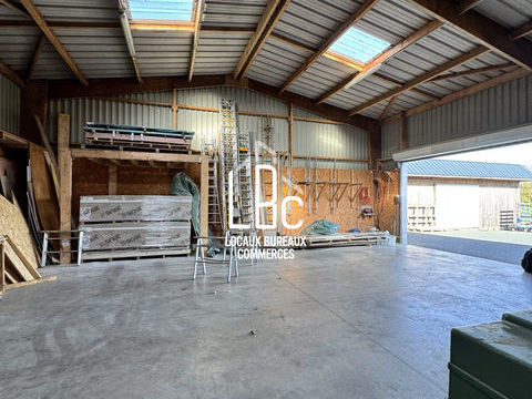 Les Touches - &Agrave; louer local d'activit&eacute; 221 m&sup2; 960 44390 Les touches