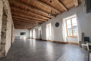  Maison � vendre 13 pi�ces 375 m�