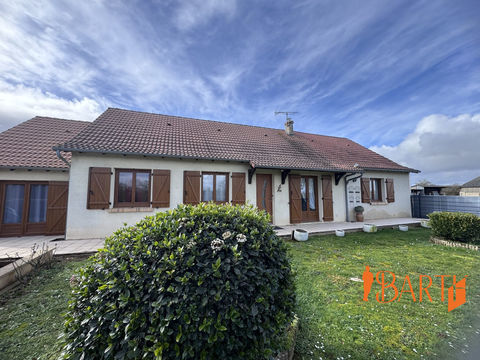   Plaimpied Givaudins, vend maison de plein pied d'environ 141m2 Maison - 7 pi�ce(s) - 141 m�