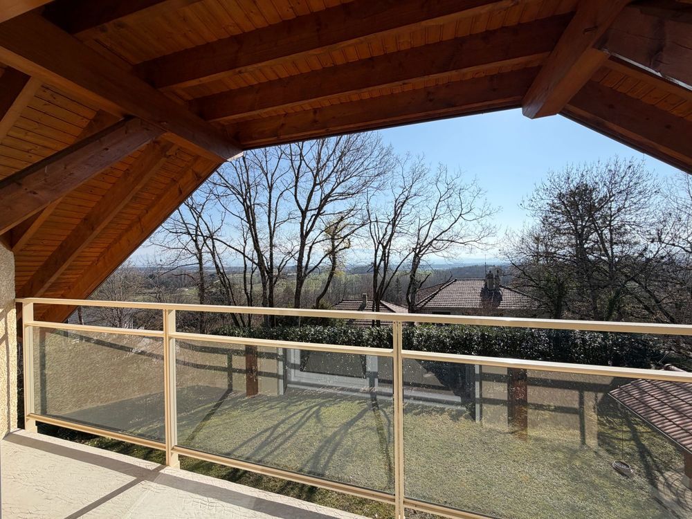 � vendre  Maison Grilly (01220)