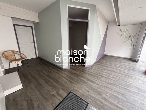 Immobilier Professionnel &agrave; louer Surg&egrave;res 495 17700 Surg�res