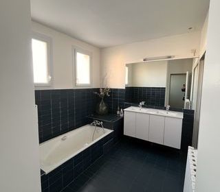  Maison � louer 5 pi�ces 130 m�