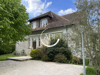  Maison � vendre 4 pi�ces 150 m�