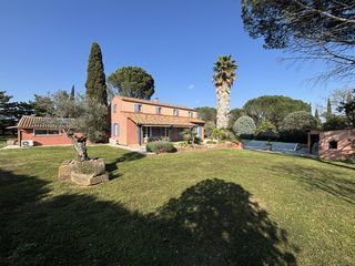  Maison � vendre 7 pi�ces 220 m�