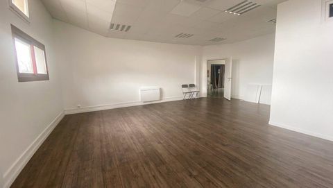 Local Professionnel &agrave; LANDOUGE ! 700 87100 Limoges