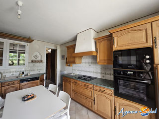  Maison � vendre 4 pi�ces 180 m�