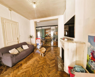  Maison � vendre 10 pi�ces 223 m�