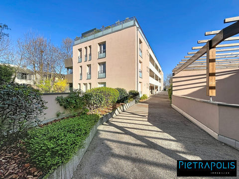   REZ DE JARDIN AU CALME Appartement - 3 pi�ce(s) - 63 m�