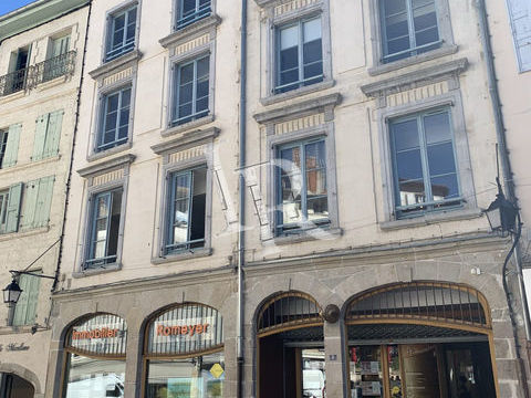 Bureaux de standing en tr&egrave;s bon &eacute;tat : centre-ville du Puy-en- 1680 43000 Le puy-en-velay