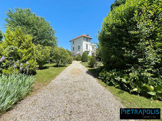  Maison � vendre 9 pi�ces 251 m�