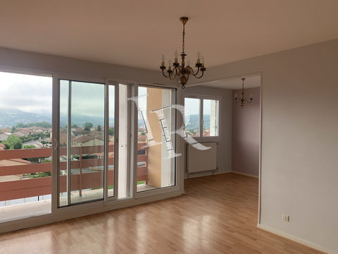   T3 en dernier �tage Appartement - 3 pi�ce(s) - 82 m�