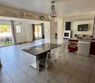  Maison � vendre 5 pi�ces 195 m�