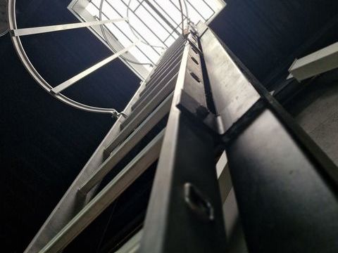 AURAY - Local d'activit&eacute;s NEUF de 920 m&sup2; LOU&Eacute; 1472750 56400 Pluneret