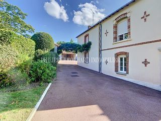  Maison � vendre 9 pi�ces 246 m�