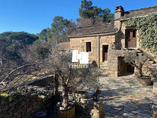  Maison � vendre 15 + pi�ces 270 m�