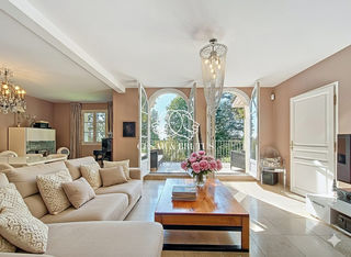  Maison � vendre 7 pi�ces 210 m�