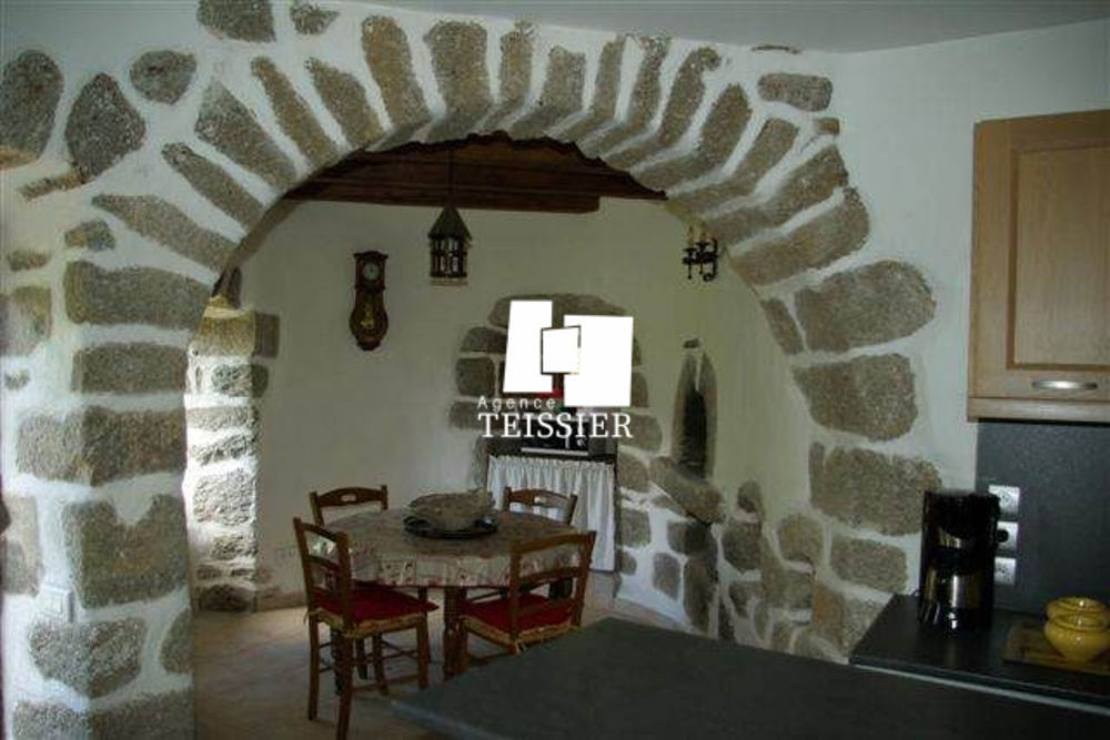 � vendre  Propri�t�/ch�teau Malarce-sur-la-Thines (07140)