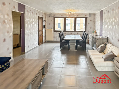   Maison 3 chambres, garages et jardin Maison - 5 pi�ce(s) - 108 m�