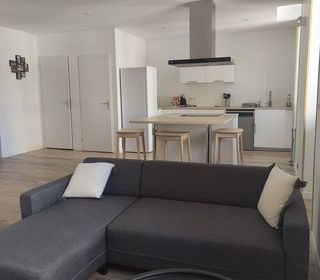  Appartement � louer 4 pi�ces 105 m�